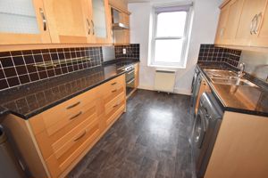 **UNDER OFFER WITH MAWSON COLLINS** Flat 2, 97 Mount Durand